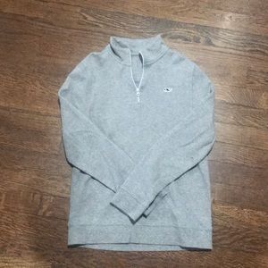 Boys Vineyard Vines sweatshirt, size Medium